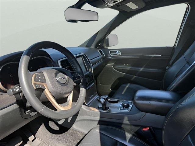 2015 Jeep Grand Cherokee Limited, available for sale in Stratford, Connecticut | Wiz Leasing Inc. Stratford, Connecticut 2015 Jeep Grand Cherokee Limited, available for sale in Stratford, Connecticut | Wiz Leasing Inc. Stratford, Connecticut