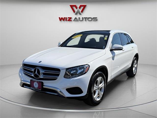 Used 2017 Mercedes-benz Glc in Stratford, Connecticut | Wiz Leasing Inc. Stratford, Connecticut