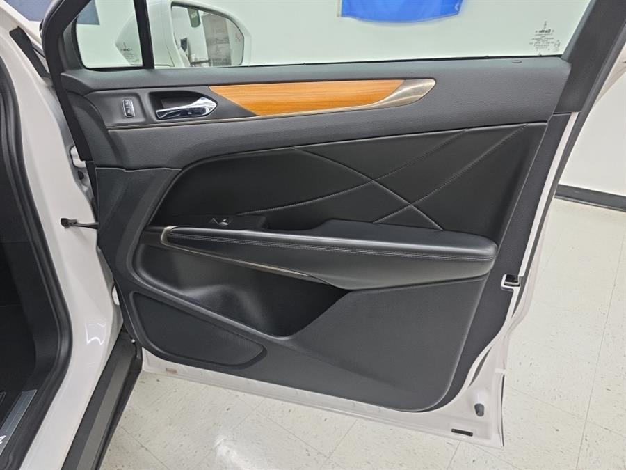 2019 Lincoln MKC Select AWD, available for sale in West Haven, Connecticut | Auto Fair Inc.. West Haven, Connecticut 2019 Lincoln MKC Select AWD, available for sale in West Haven, Connecticut | Auto Fair Inc.. West Haven, Connecticut