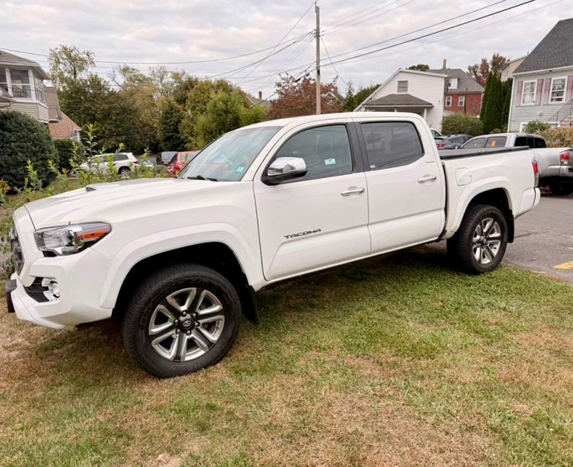 2016 Toyota Tacoma 4WD Double Cab V6 AT Limited (Natl), available for sale in Shelton, Connecticut | Center Motorsports LLC. Shelton, Connecticut 2016 Toyota Tacoma 4WD Double Cab V6 AT Limited (Natl), available for sale in Shelton, Connecticut | Center Motorsports LLC. Shelton, Connecticut