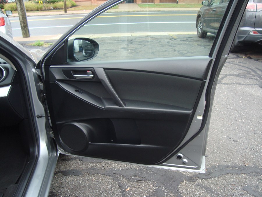 2013 Mazda Mazda3 4dr Sdn Auto i SV, available for sale in Manchester, Connecticut | Yara Motors. Manchester, Connecticut 2013 Mazda Mazda3 4dr Sdn Auto i SV, available for sale in Manchester, Connecticut | Yara Motors. Manchester, Connecticut
