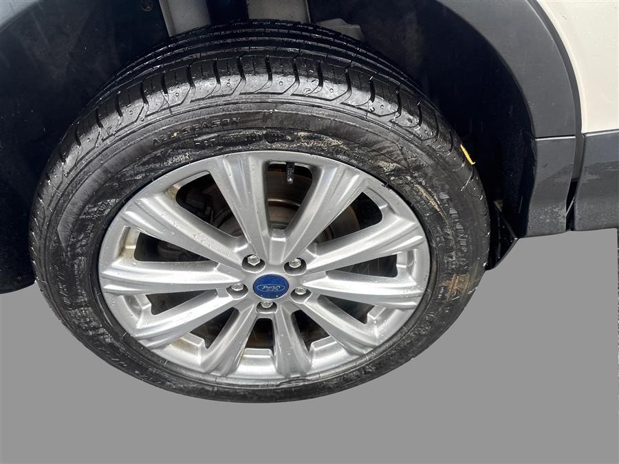 2017 Ford Escape Titanium 4WD, available for sale in Canton, Connecticut | Lava Motors. Canton, Connecticut 2017 Ford Escape Titanium 4WD, available for sale in Canton, Connecticut | Lava Motors. Canton, Connecticut