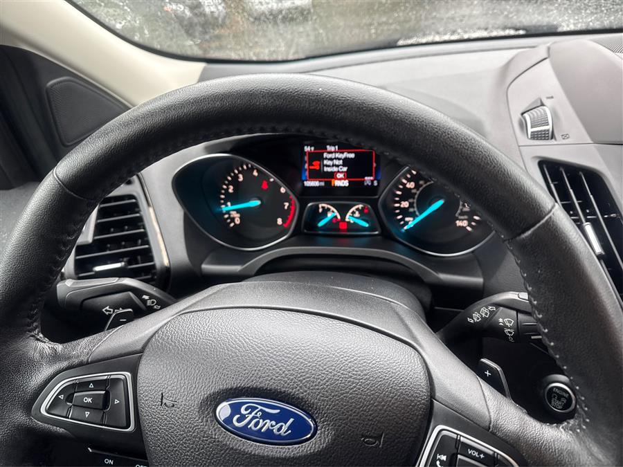 2017 Ford Escape Titanium 4WD, available for sale in Canton, Connecticut | Lava Motors. Canton, Connecticut 2017 Ford Escape Titanium 4WD, available for sale in Canton, Connecticut | Lava Motors. Canton, Connecticut
