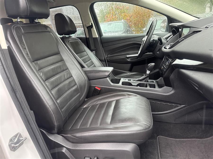 2017 Ford Escape Titanium 4WD, available for sale in Canton, Connecticut | Lava Motors. Canton, Connecticut 2017 Ford Escape Titanium 4WD, available for sale in Canton, Connecticut | Lava Motors. Canton, Connecticut
