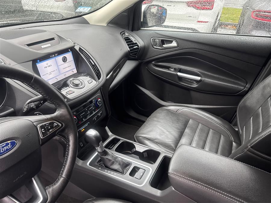 2017 Ford Escape Titanium 4WD, available for sale in Canton, Connecticut | Lava Motors. Canton, Connecticut 2017 Ford Escape Titanium 4WD, available for sale in Canton, Connecticut | Lava Motors. Canton, Connecticut