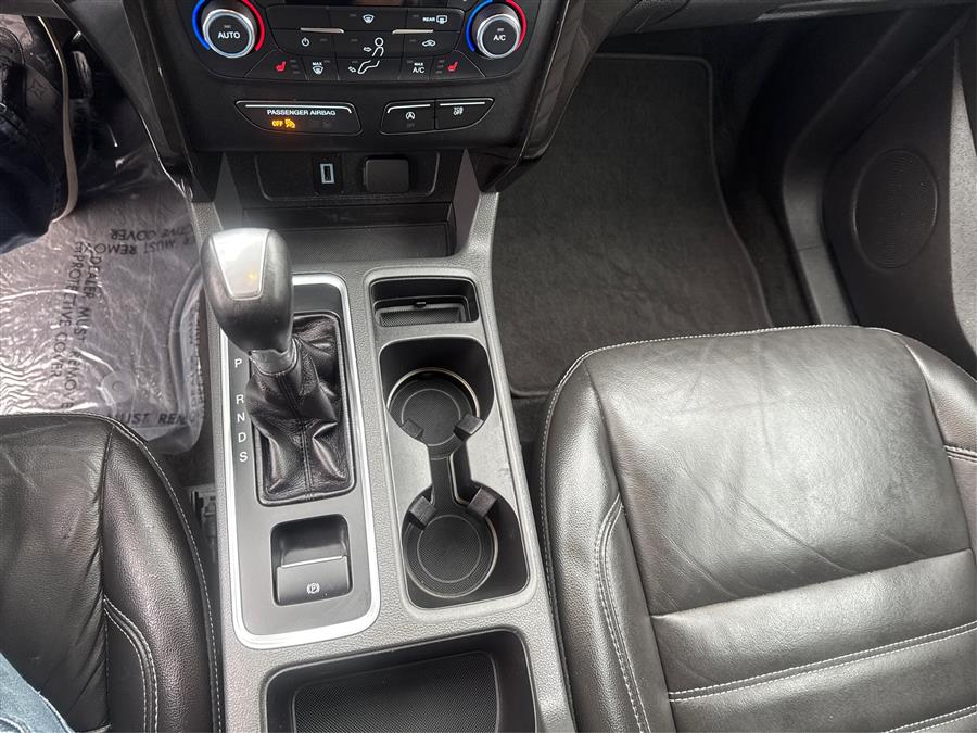 2017 Ford Escape Titanium 4WD, available for sale in Canton, Connecticut | Lava Motors. Canton, Connecticut 2017 Ford Escape Titanium 4WD, available for sale in Canton, Connecticut | Lava Motors. Canton, Connecticut