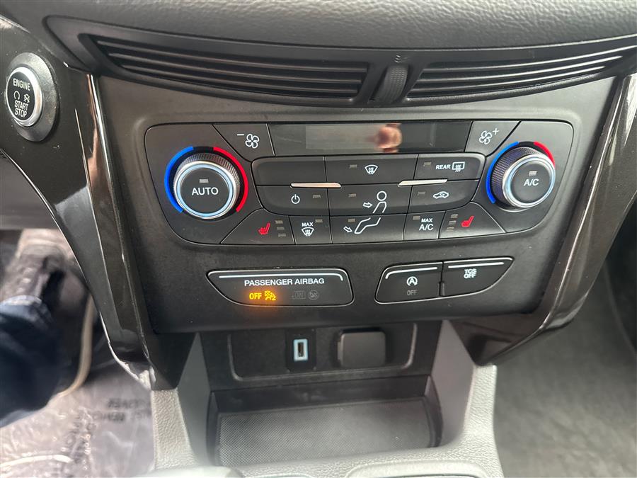 2017 Ford Escape Titanium 4WD, available for sale in Canton, Connecticut | Lava Motors. Canton, Connecticut 2017 Ford Escape Titanium 4WD, available for sale in Canton, Connecticut | Lava Motors. Canton, Connecticut