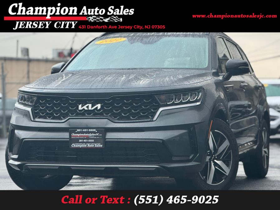 Used 2022 Kia Sorento in Jersey City, New Jersey | Champion Auto Sales. Jersey City, New Jersey
