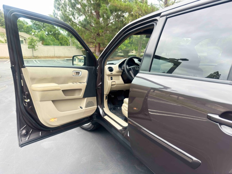 2015 Honda Pilot 2WD 4dr EX, available for sale in Lake Forest, California | Pacific Green Line. Lake Forest, California 2015 Honda Pilot 2WD 4dr EX, available for sale in Lake Forest, California | Pacific Green Line. Lake Forest, California