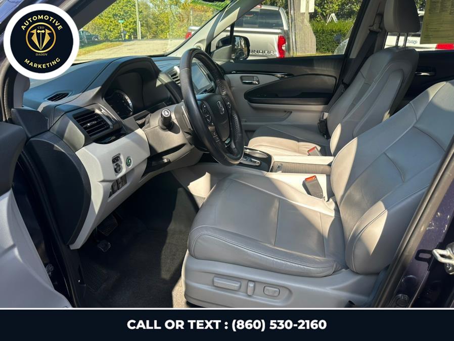 2016 Honda Pilot AWD 4dr Touring w/RES & Navi, available for sale in Online only, Connecticut | CEO DADDY AUTO. Online only, Connecticut 2016 Honda Pilot AWD 4dr Touring w/RES & Navi, available for sale in Online only, Connecticut | CEO DADDY AUTO. Online only, Connecticut