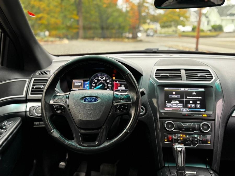 2016 Ford Explorer 4WD 4dr XLT, available for sale in Bloomingdale, New Jersey | Bloomingdale Auto Group. Bloomingdale, New Jersey 2016 Ford Explorer 4WD 4dr XLT, available for sale in Bloomingdale, New Jersey | Bloomingdale Auto Group. Bloomingdale, New Jersey