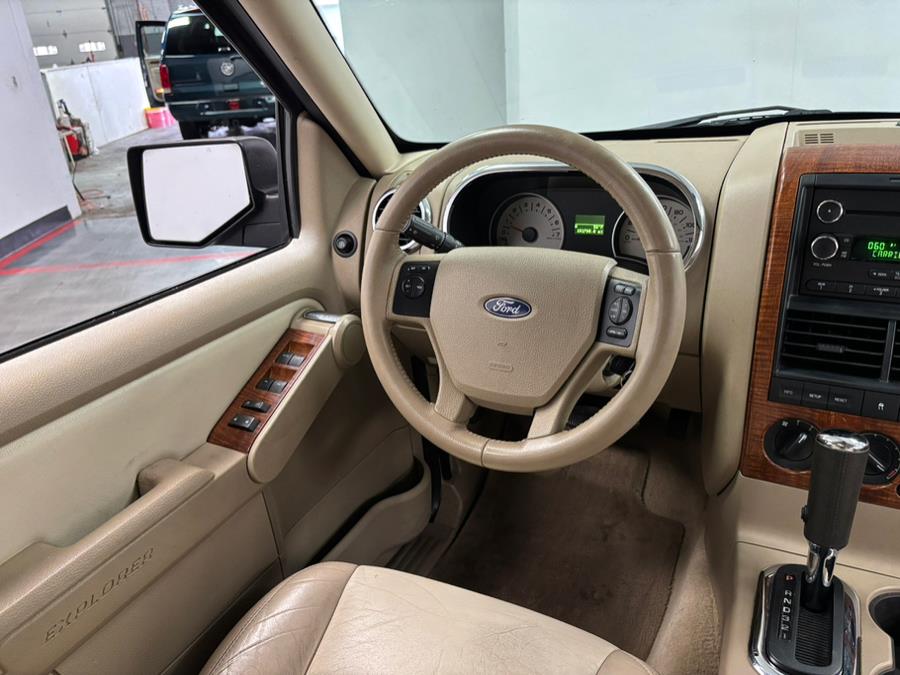 2008 Ford Explorer 4WD 4dr V6 Eddie Bauer, available for sale in Elizabeth, New Jersey | Dream Auto Group. Elizabeth, New Jersey 2008 Ford Explorer 4WD 4dr V6 Eddie Bauer, available for sale in Elizabeth, New Jersey | Dream Auto Group. Elizabeth, New Jersey