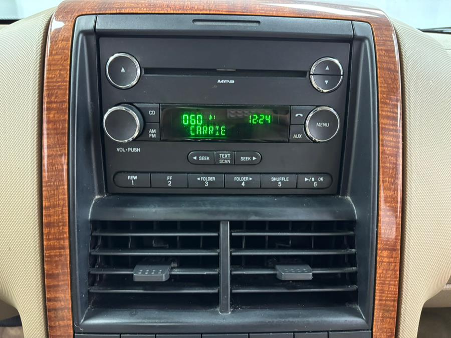 2008 Ford Explorer 4WD 4dr V6 Eddie Bauer, available for sale in Elizabeth, New Jersey | Dream Auto Group. Elizabeth, New Jersey 2008 Ford Explorer 4WD 4dr V6 Eddie Bauer, available for sale in Elizabeth, New Jersey | Dream Auto Group. Elizabeth, New Jersey