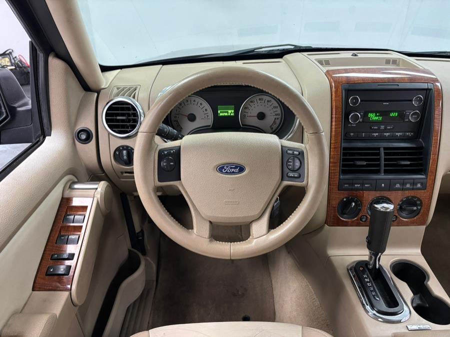 2008 Ford Explorer 4WD 4dr V6 Eddie Bauer, available for sale in Elizabeth, New Jersey | Dream Auto Group. Elizabeth, New Jersey 2008 Ford Explorer 4WD 4dr V6 Eddie Bauer, available for sale in Elizabeth, New Jersey | Dream Auto Group. Elizabeth, New Jersey