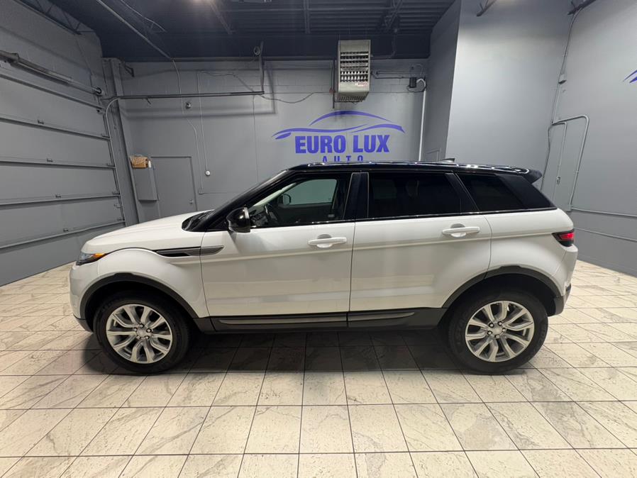 2018 Land Rover Range Rover Evoque SE Premium photo 2