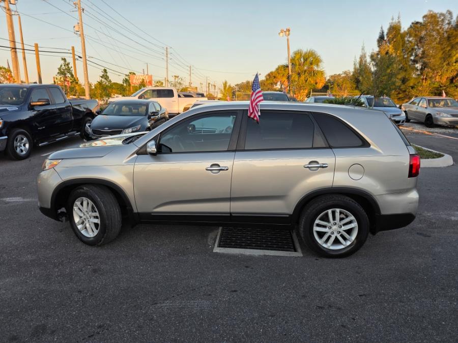 2014 Kia Sorento 2WD 4dr I4 LX, available for sale in Orlando, Florida | Mickeys Driver Mart. Orlando, Florida 2014 Kia Sorento 2WD 4dr I4 LX, available for sale in Orlando, Florida | Mickeys Driver Mart. Orlando, Florida