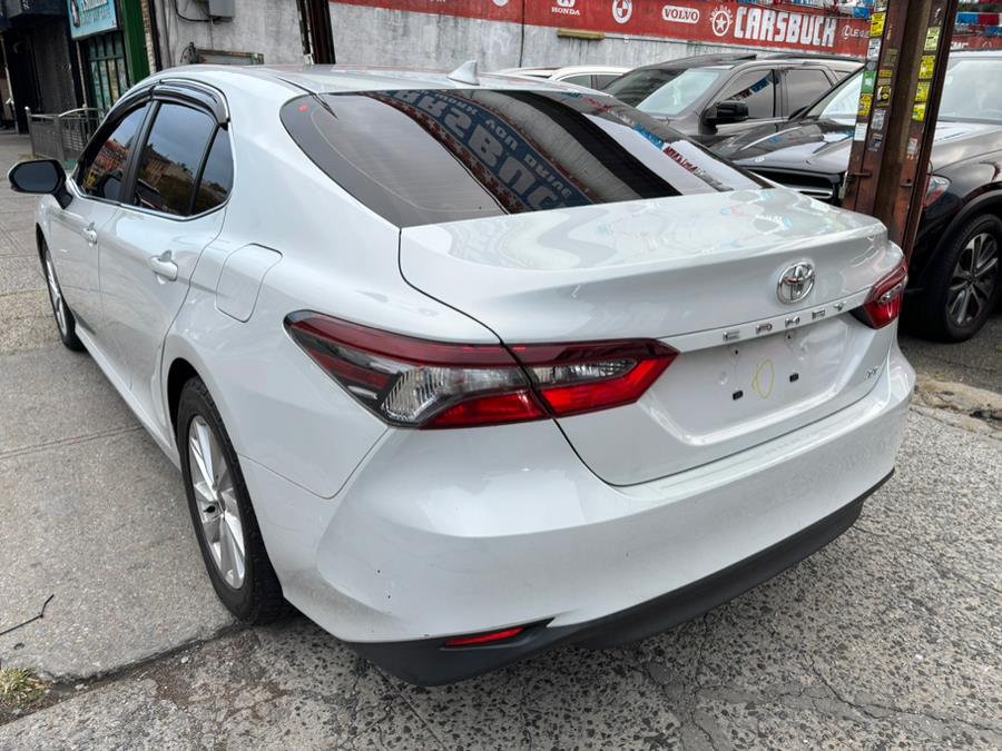 2022 Toyota Camry LE photo 4