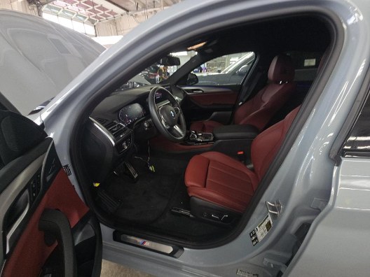 2025 BMW X4 xDrive30i Sports Activity Coupe, available for sale in Franklin Sq, New York | Long Island Auto Center. Franklin Sq, New York 2025 BMW X4 xDrive30i Sports Activity Coupe, available for sale in Franklin Sq, New York | Long Island Auto Center. Franklin Sq, New York