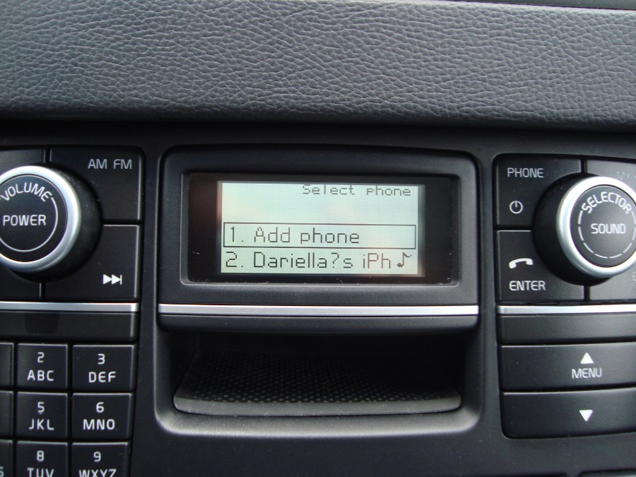 2014 Volvo XC90 AWD 4dr, available for sale in Manchester, Connecticut | Yara Motors. Manchester, Connecticut 2014 Volvo XC90 AWD 4dr, available for sale in Manchester, Connecticut | Yara Motors. Manchester, Connecticut