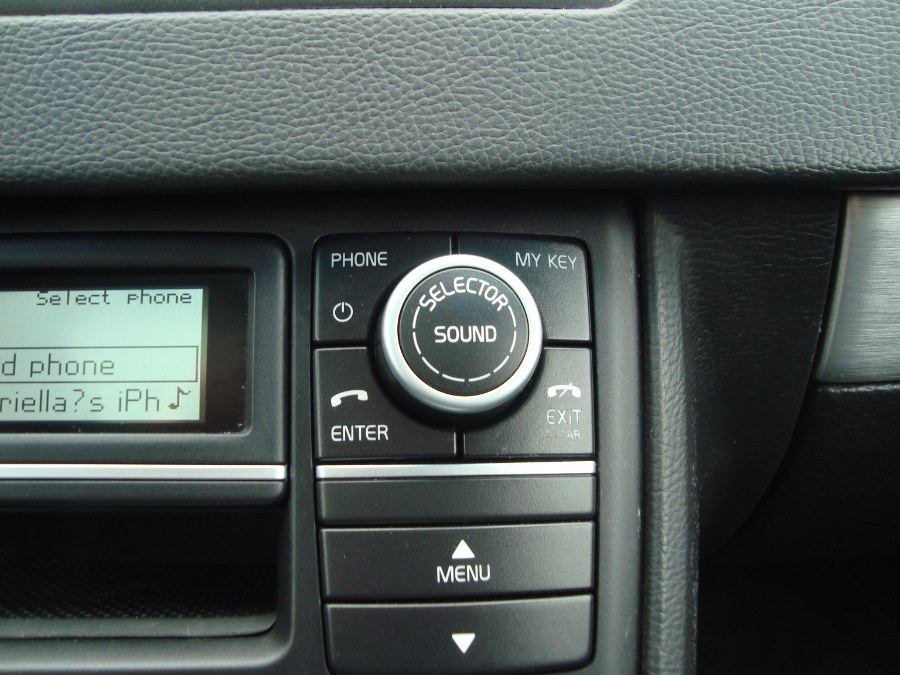 2014 Volvo XC90 AWD 4dr, available for sale in Manchester, Connecticut | Yara Motors. Manchester, Connecticut 2014 Volvo XC90 AWD 4dr, available for sale in Manchester, Connecticut | Yara Motors. Manchester, Connecticut