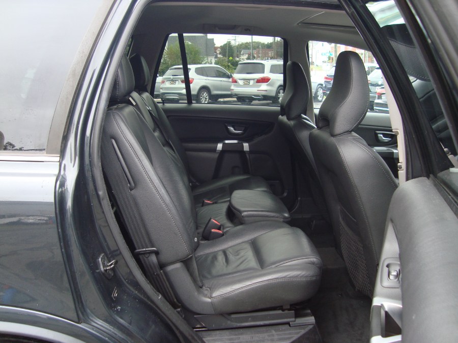 2014 Volvo XC90 AWD 4dr, available for sale in Manchester, Connecticut | Yara Motors. Manchester, Connecticut 2014 Volvo XC90 AWD 4dr, available for sale in Manchester, Connecticut | Yara Motors. Manchester, Connecticut