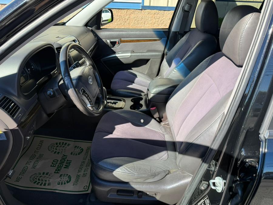 2010 Hyundai Santa Fe AWD 4dr V6 Auto SE, available for sale in East Windsor, Connecticut | Century Auto And Truck. East Windsor, Connecticut 2010 Hyundai Santa Fe AWD 4dr V6 Auto SE, available for sale in East Windsor, Connecticut | Century Auto And Truck. East Windsor, Connecticut
