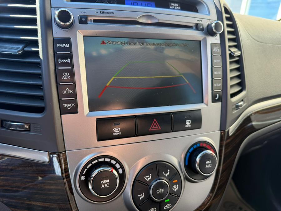 2010 Hyundai Santa Fe AWD 4dr V6 Auto SE, available for sale in East Windsor, Connecticut | Century Auto And Truck. East Windsor, Connecticut 2010 Hyundai Santa Fe AWD 4dr V6 Auto SE, available for sale in East Windsor, Connecticut | Century Auto And Truck. East Windsor, Connecticut
