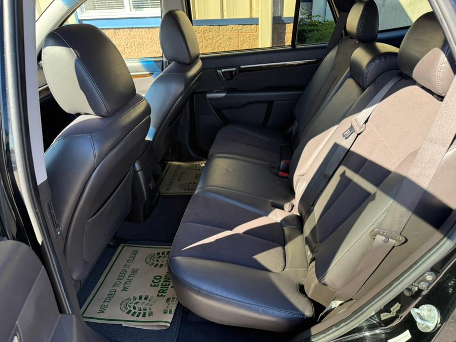 2010 Hyundai Santa Fe AWD 4dr V6 Auto SE, available for sale in East Windsor, Connecticut | Century Auto And Truck. East Windsor, Connecticut 2010 Hyundai Santa Fe AWD 4dr V6 Auto SE, available for sale in East Windsor, Connecticut | Century Auto And Truck. East Windsor, Connecticut