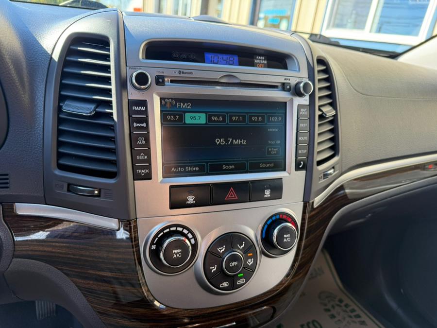 2010 Hyundai Santa Fe AWD 4dr V6 Auto SE, available for sale in East Windsor, Connecticut | Century Auto And Truck. East Windsor, Connecticut 2010 Hyundai Santa Fe AWD 4dr V6 Auto SE, available for sale in East Windsor, Connecticut | Century Auto And Truck. East Windsor, Connecticut