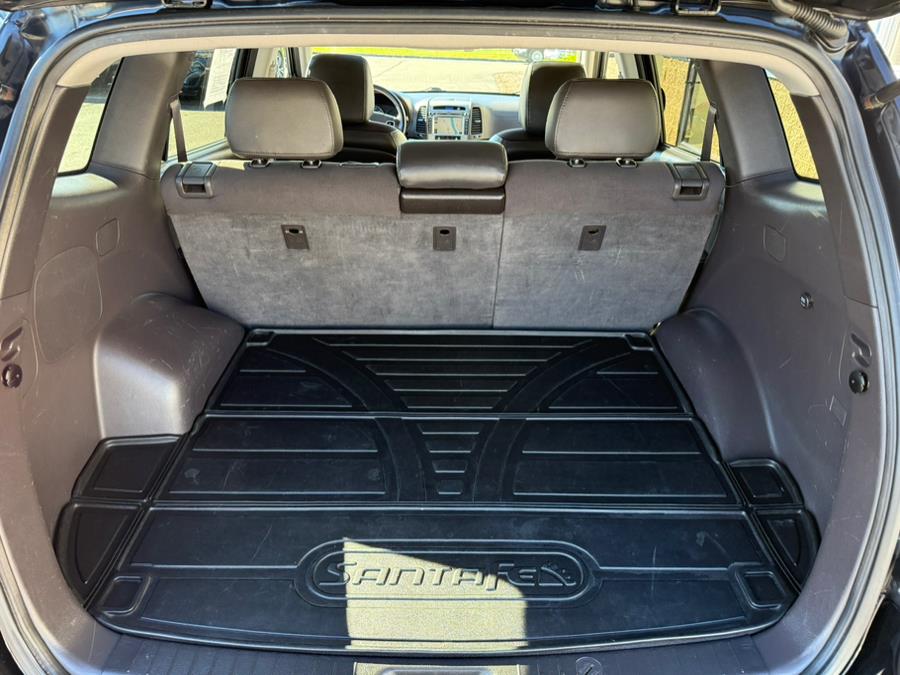 2010 Hyundai Santa Fe AWD 4dr V6 Auto SE, available for sale in East Windsor, Connecticut | Century Auto And Truck. East Windsor, Connecticut 2010 Hyundai Santa Fe AWD 4dr V6 Auto SE, available for sale in East Windsor, Connecticut | Century Auto And Truck. East Windsor, Connecticut