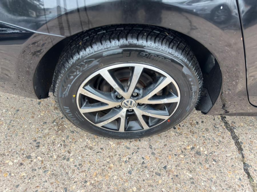 2016 Volkswagen Jetta Sedan 4dr Auto 1.4T S w/Technology, available for sale in Manchester, Connecticut | Carsonmain LLC. Manchester, Connecticut 2016 Volkswagen Jetta Sedan 4dr Auto 1.4T S w/Technology, available for sale in Manchester, Connecticut | Carsonmain LLC. Manchester, Connecticut