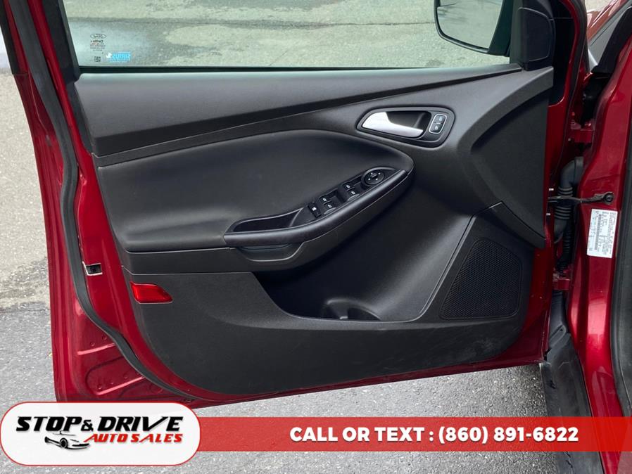 2017 Ford Focus SE Sedan, available for sale in East Windsor, Connecticut | Stop & Drive Auto Sales. East Windsor, Connecticut 2017 Ford Focus SE Sedan, available for sale in East Windsor, Connecticut | Stop & Drive Auto Sales. East Windsor, Connecticut