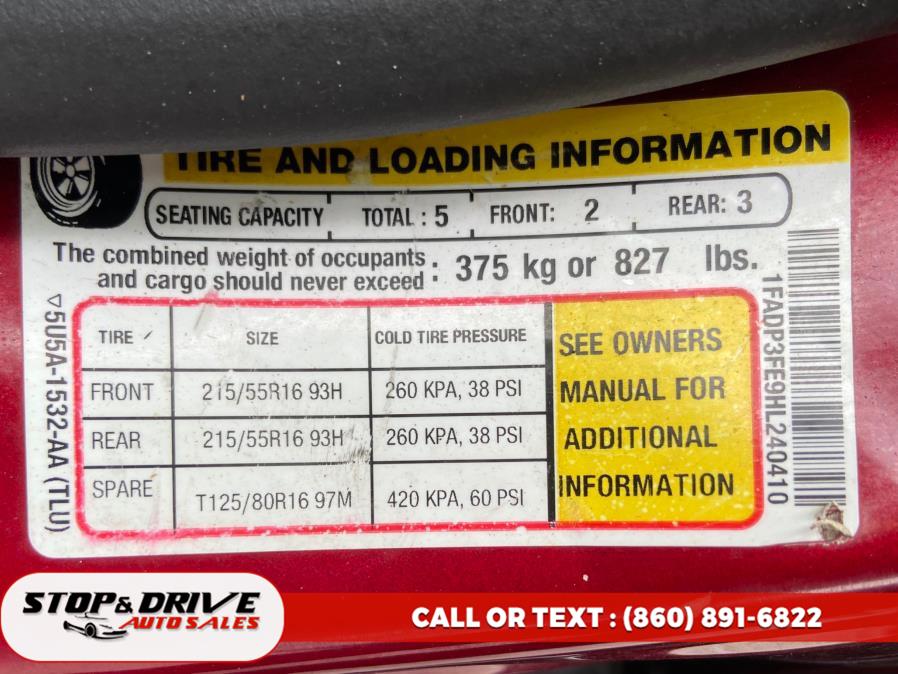 2017 Ford Focus SE Sedan, available for sale in East Windsor, Connecticut | Stop & Drive Auto Sales. East Windsor, Connecticut 2017 Ford Focus SE Sedan, available for sale in East Windsor, Connecticut | Stop & Drive Auto Sales. East Windsor, Connecticut