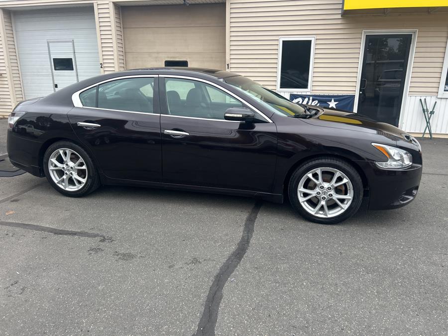 2014 Nissan Maxima 4dr Sdn 3.5 SV w/Premium Pkg, available for sale in South Windsor , Connecticut | Ful-line Auto LLC. South Windsor , Connecticut 2014 Nissan Maxima 4dr Sdn 3.5 SV w/Premium Pkg, available for sale in South Windsor , Connecticut | Ful-line Auto LLC. South Windsor , Connecticut