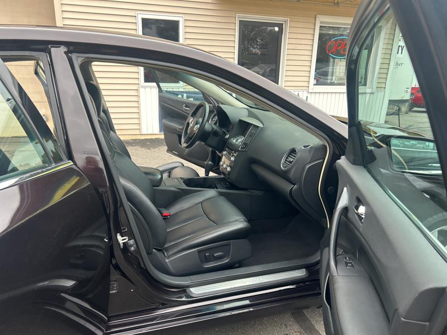 2014 Nissan Maxima 4dr Sdn 3.5 SV w/Premium Pkg, available for sale in South Windsor , Connecticut | Ful-line Auto LLC. South Windsor , Connecticut 2014 Nissan Maxima 4dr Sdn 3.5 SV w/Premium Pkg, available for sale in South Windsor , Connecticut | Ful-line Auto LLC. South Windsor , Connecticut
