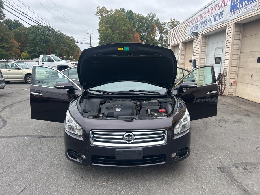 2014 Nissan Maxima 4dr Sdn 3.5 SV w/Premium Pkg, available for sale in South Windsor , Connecticut | Ful-line Auto LLC. South Windsor , Connecticut 2014 Nissan Maxima 4dr Sdn 3.5 SV w/Premium Pkg, available for sale in South Windsor , Connecticut | Ful-line Auto LLC. South Windsor , Connecticut