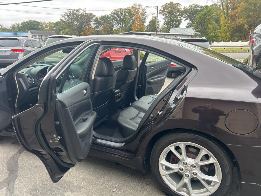 2014 Nissan Maxima 4dr Sdn 3.5 SV w/Premium Pkg, available for sale in South Windsor , Connecticut | Ful-line Auto LLC. South Windsor , Connecticut 2014 Nissan Maxima 4dr Sdn 3.5 SV w/Premium Pkg, available for sale in South Windsor , Connecticut | Ful-line Auto LLC. South Windsor , Connecticut
