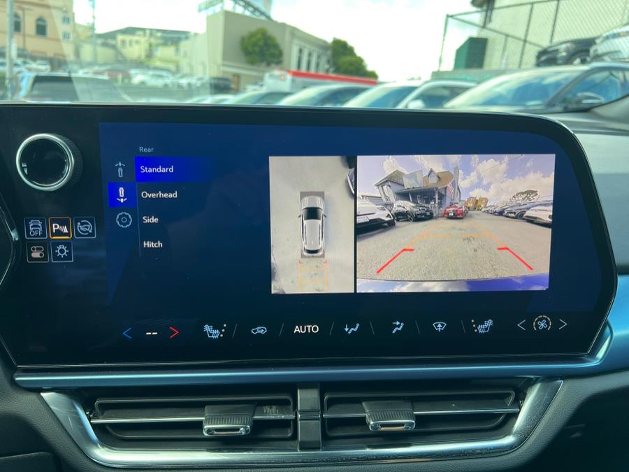 2025 Chevrolet Equinox EV 2LT FWD, available for sale in Daly City, California | Green Light Auto Wholesale. Daly City, California 2025 Chevrolet Equinox EV 2LT FWD, available for sale in Daly City, California | Green Light Auto Wholesale. Daly City, California