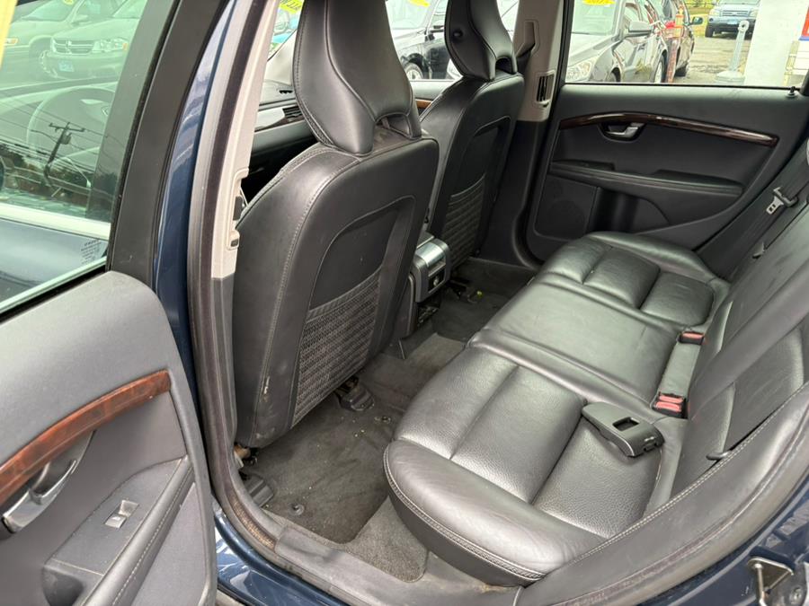 2012 Volvo XC70 AWD 4dr Wgn 3.0L T6 Premier Plus, available for sale in East Windsor, Connecticut | CT Car Co LLC. East Windsor, Connecticut 2012 Volvo XC70 AWD 4dr Wgn 3.0L T6 Premier Plus, available for sale in East Windsor, Connecticut | CT Car Co LLC. East Windsor, Connecticut
