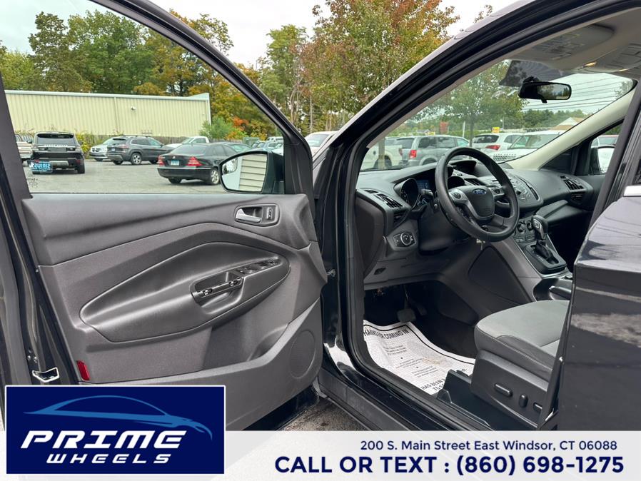 2015 Ford Escape 4WD 4dr SE, available for sale in East Windsor, Connecticut | Prime Wheels. East Windsor, Connecticut 2015 Ford Escape 4WD 4dr SE, available for sale in East Windsor, Connecticut | Prime Wheels. East Windsor, Connecticut