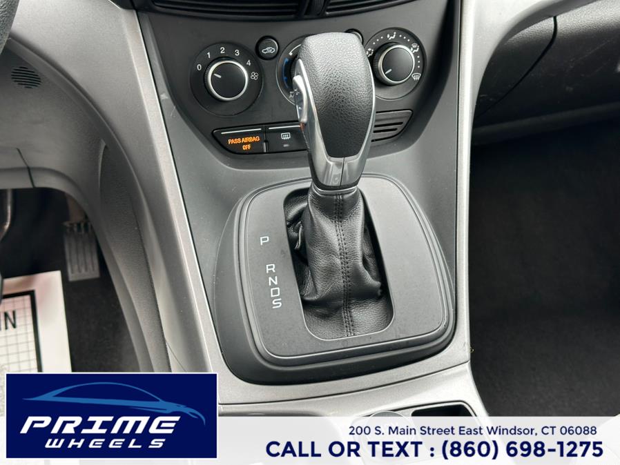 2015 Ford Escape 4WD 4dr SE, available for sale in East Windsor, Connecticut | Prime Wheels. East Windsor, Connecticut 2015 Ford Escape 4WD 4dr SE, available for sale in East Windsor, Connecticut | Prime Wheels. East Windsor, Connecticut