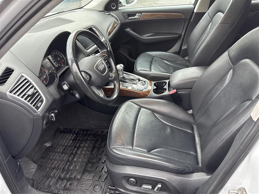 2017 Audi Q5 2.0 TFSI Premium Plus, available for sale in Windsor Locks, Connecticut | Auto Direct LLC. Windsor Locks, Connecticut 2017 Audi Q5 2.0 TFSI Premium Plus, available for sale in Windsor Locks, Connecticut | Auto Direct LLC. Windsor Locks, Connecticut