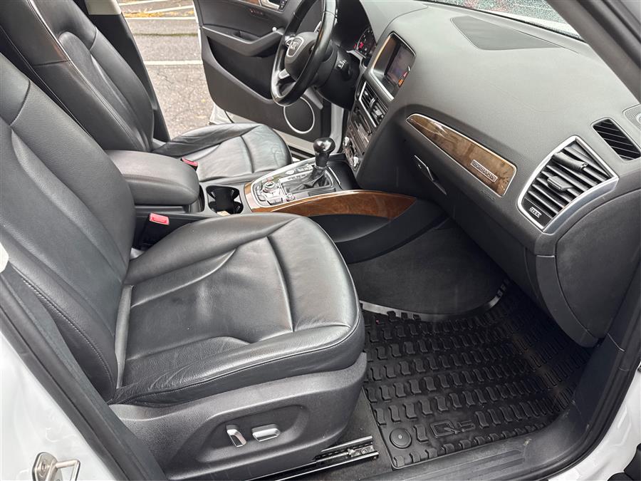 2017 Audi Q5 2.0 TFSI Premium Plus, available for sale in Windsor Locks, Connecticut | Auto Direct LLC. Windsor Locks, Connecticut 2017 Audi Q5 2.0 TFSI Premium Plus, available for sale in Windsor Locks, Connecticut | Auto Direct LLC. Windsor Locks, Connecticut