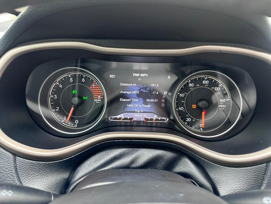 2016 Jeep Cherokee 4WD 4dr Limited, available for sale in Garfield, New Jersey | Mikes Auto Sales LLC. Garfield, New Jersey 2016 Jeep Cherokee 4WD 4dr Limited, available for sale in Garfield, New Jersey | Mikes Auto Sales LLC. Garfield, New Jersey
