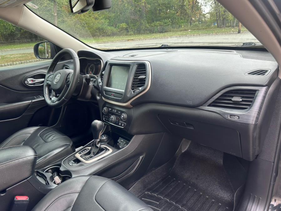 2016 Jeep Cherokee 4WD 4dr Limited, available for sale in Garfield, New Jersey | Mikes Auto Sales LLC. Garfield, New Jersey 2016 Jeep Cherokee 4WD 4dr Limited, available for sale in Garfield, New Jersey | Mikes Auto Sales LLC. Garfield, New Jersey