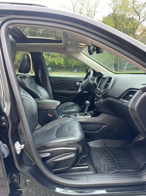 2016 Jeep Cherokee 4WD 4dr Limited, available for sale in Garfield, New Jersey | Mikes Auto Sales LLC. Garfield, New Jersey 2016 Jeep Cherokee 4WD 4dr Limited, available for sale in Garfield, New Jersey | Mikes Auto Sales LLC. Garfield, New Jersey