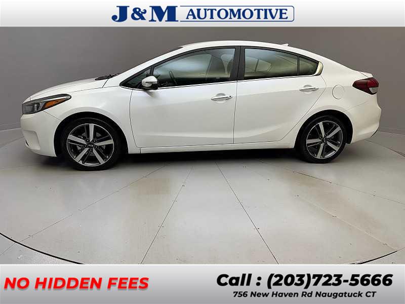 2017 Kia Forte EX photo 2