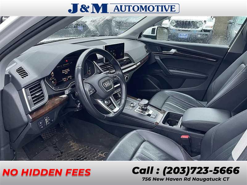 2019 Audi Q5 2.0T Premium Plus photo 2