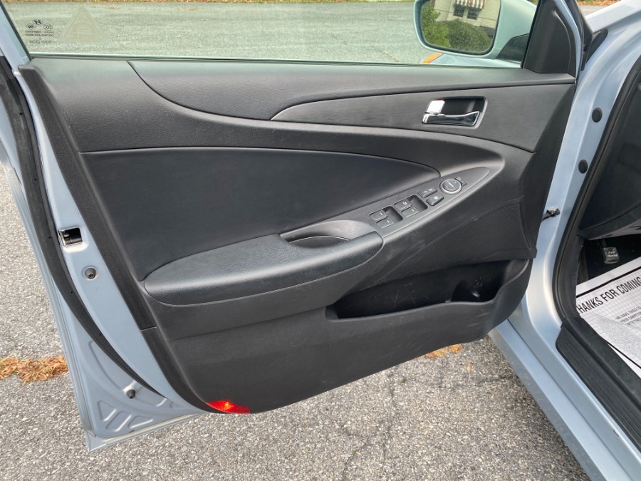 2013 Hyundai Sonata 4dr Sdn 2.4L Auto SE, available for sale in Bethlehem, Pennsylvania | Best Auto Deals LLC. Bethlehem, Pennsylvania 2013 Hyundai Sonata 4dr Sdn 2.4L Auto SE, available for sale in Bethlehem, Pennsylvania | Best Auto Deals LLC. Bethlehem, Pennsylvania