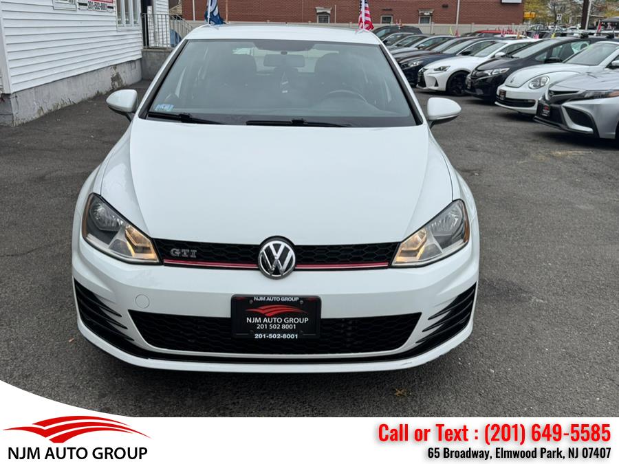 2016 Volkswagen Golf GTI SE photo 3